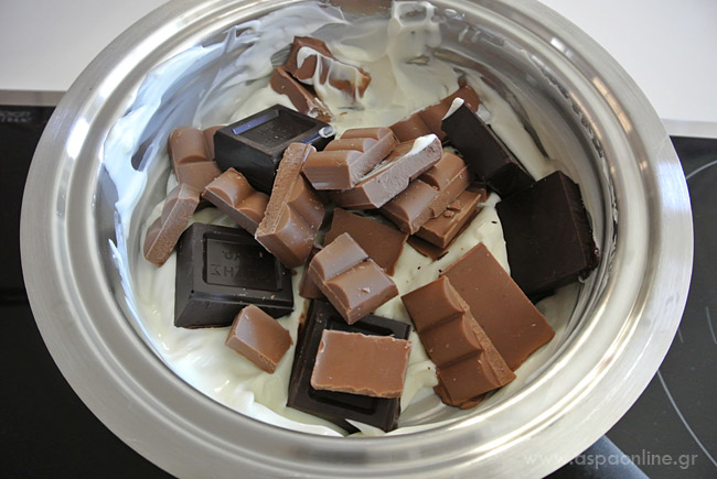 tarta-sokolatas-tyri-sokolata